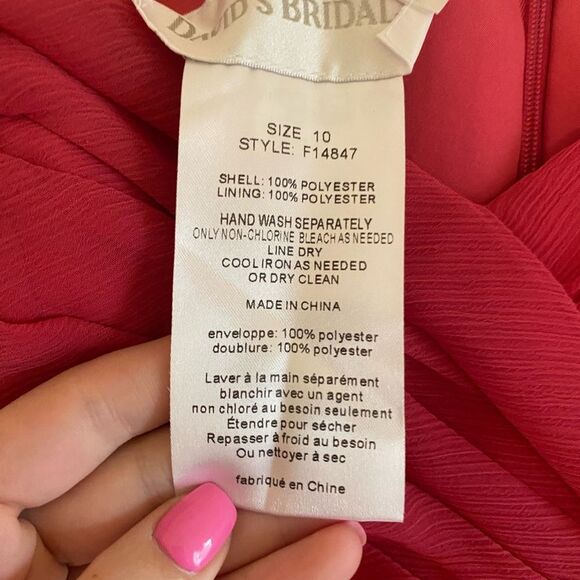 David’s Bridal 10 style F14847 bright pink crinkle chiffon midi dress - Picture 4 of 7
